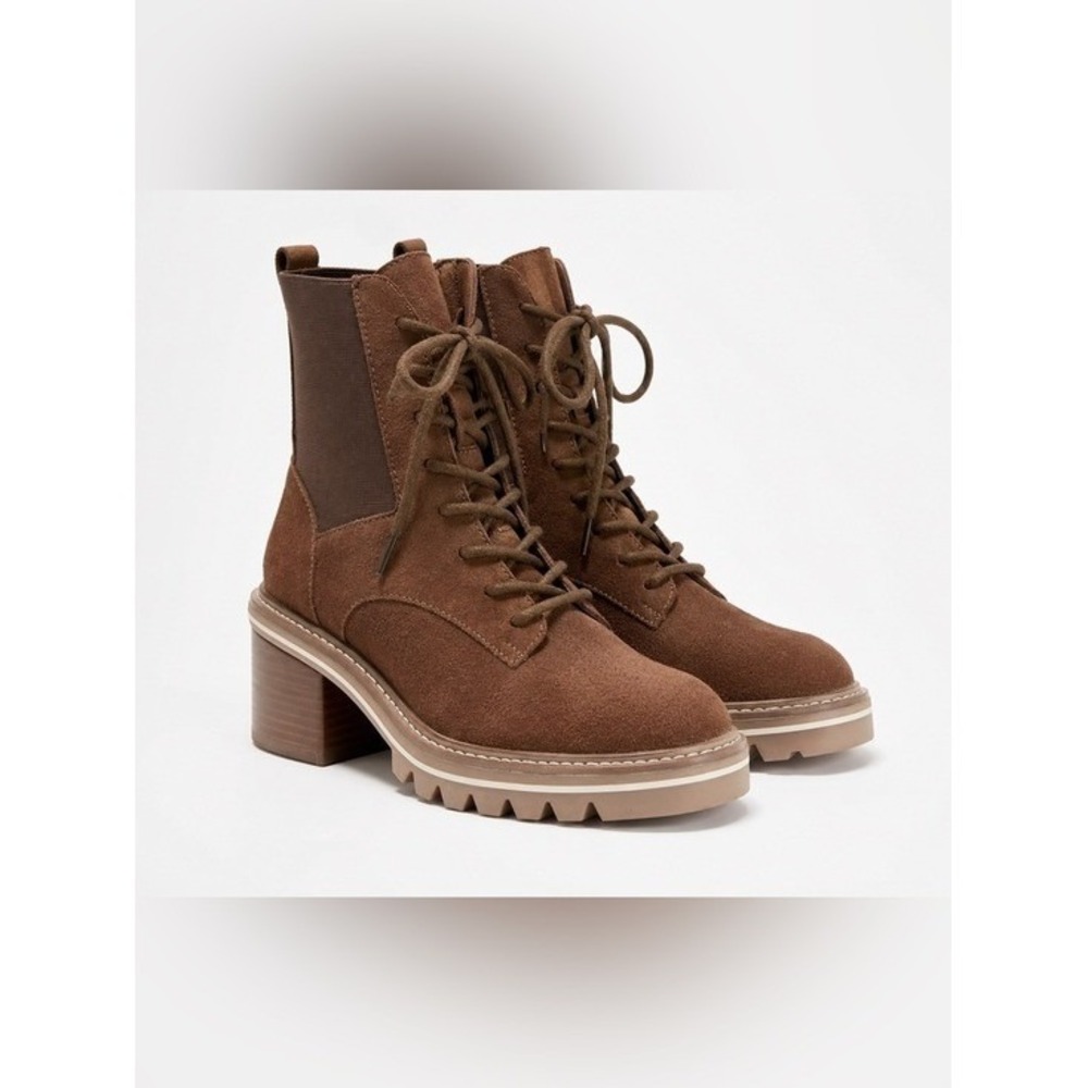 NWT Bernardo Salerno Brown Suede Lace Up Lug Sole Boots Size 8